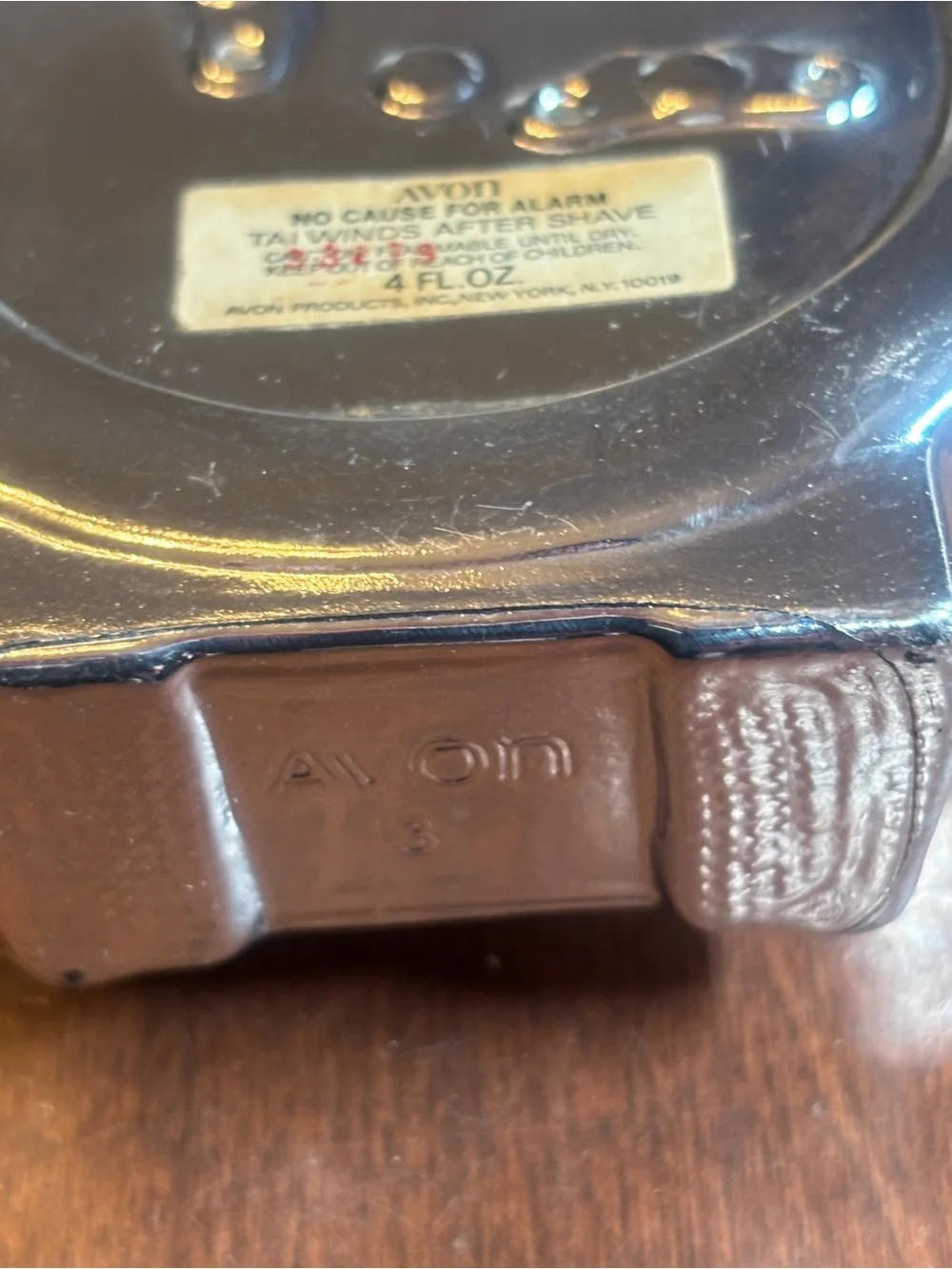 Avon Silver Clock with Cream Dial and Green Hands